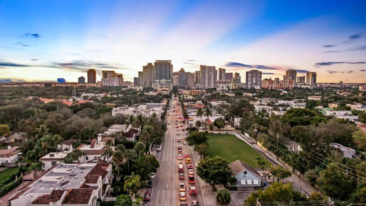 Walk To Las Olas Banyan Room Palm Paradise Inn Fort Lauderdale Eksteriør bilde